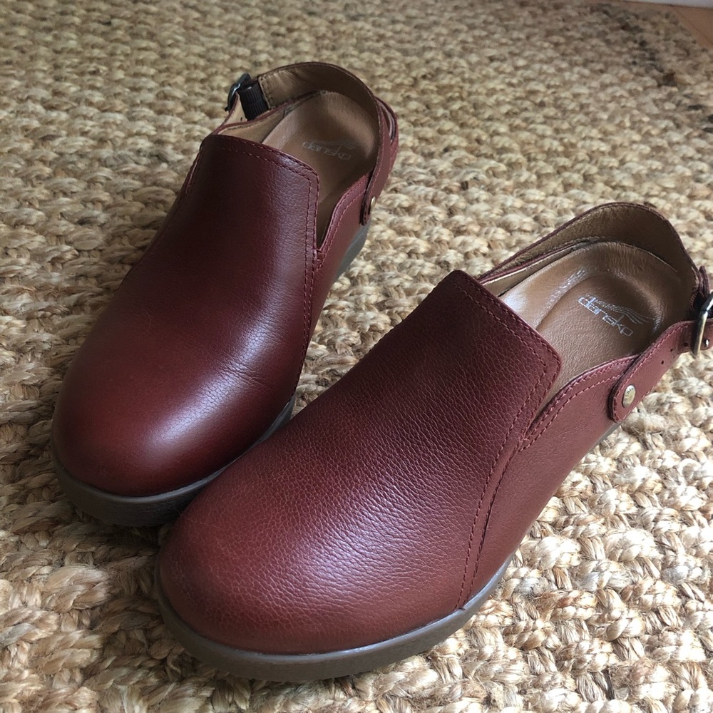 New: Dansko Sheridan Waterproof Adjustable Wedge. Size 39 - Picture 3 of 11